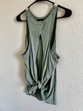 Lululemon All Tied Up Tank in Palm Court